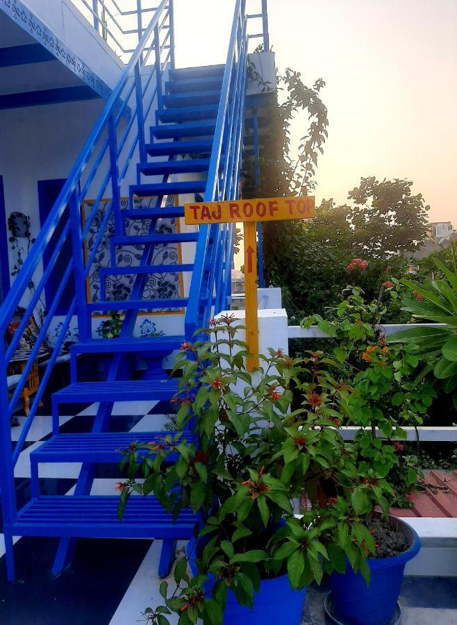 The Coral House Homestay By The Taj 아그라 외부 사진