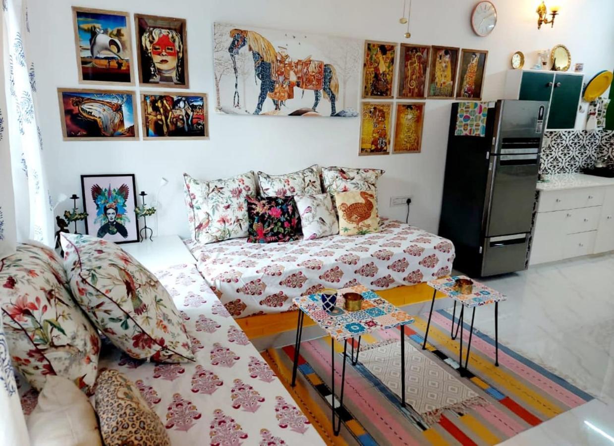The Coral House Homestay By The Taj 아그라 외부 사진